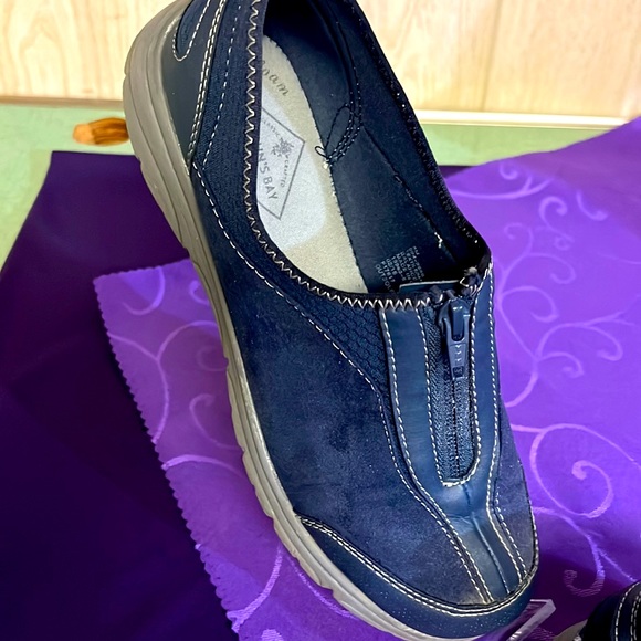 St. John's Bay Shoes St John Bay Sjb Stride 8m Poshmark
